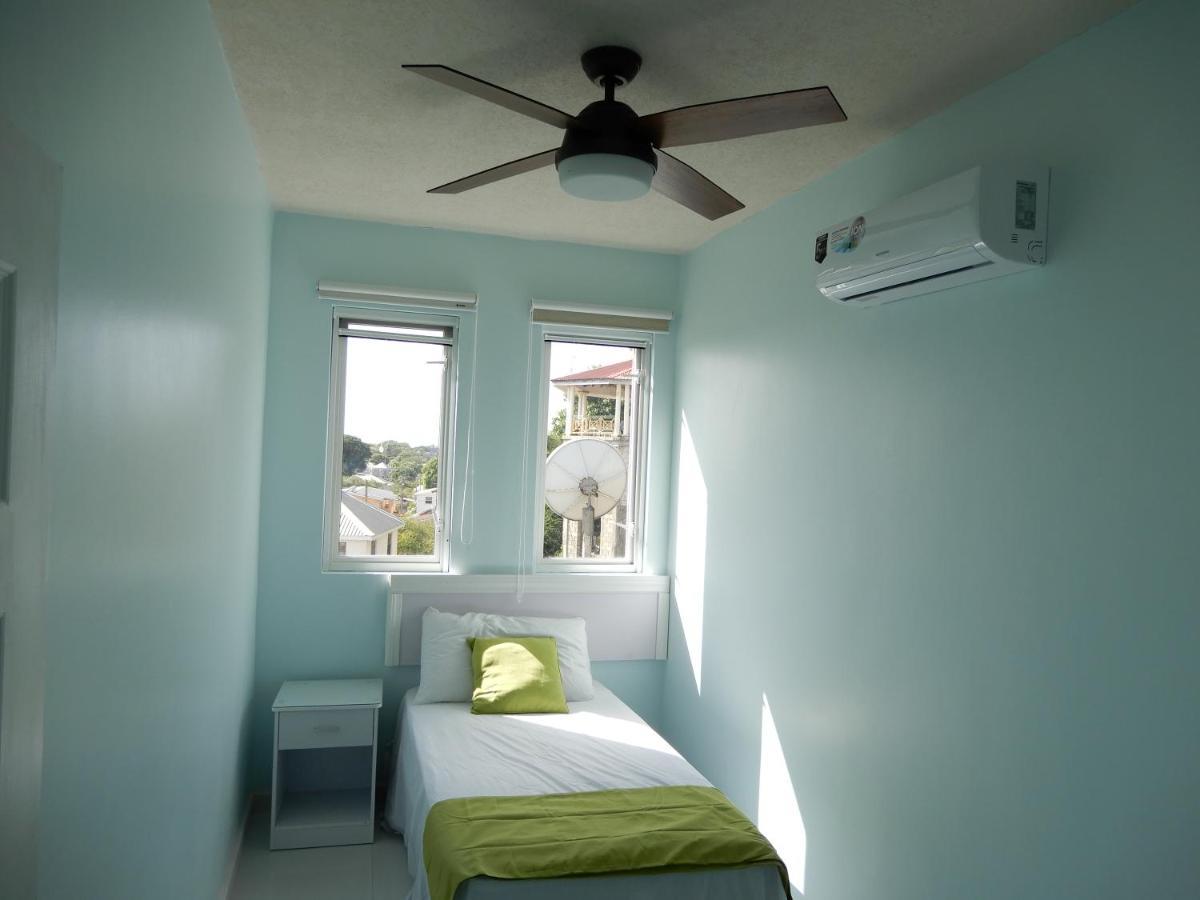 Oistins Bayview Apartments クライストチャーチ エクステリア 写真