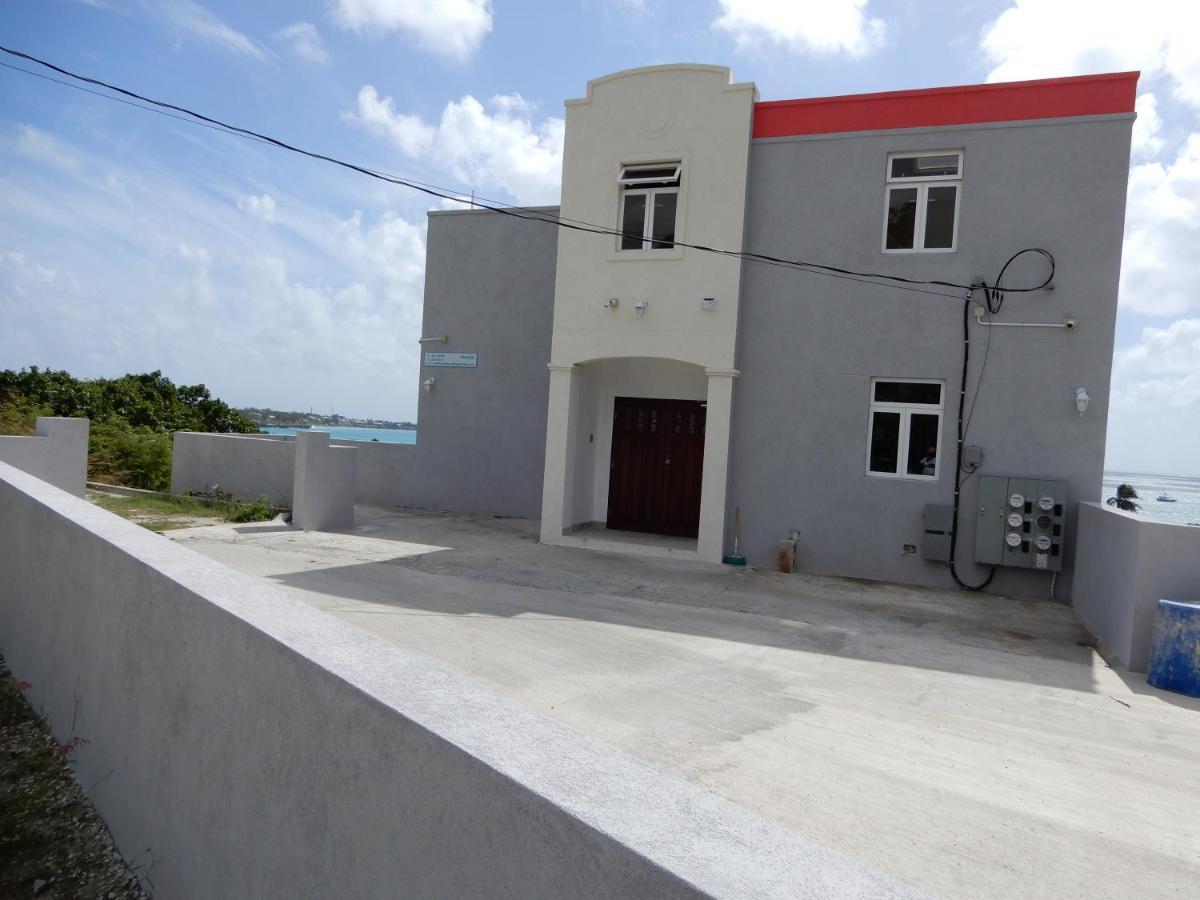 Oistins Bayview Apartments クライストチャーチ エクステリア 写真